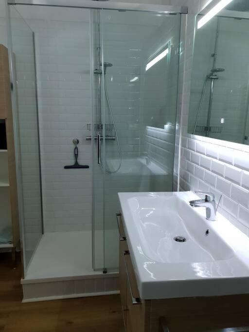 Bel Appart Pour 7 Personnes Apartamento Cauterets Exterior foto